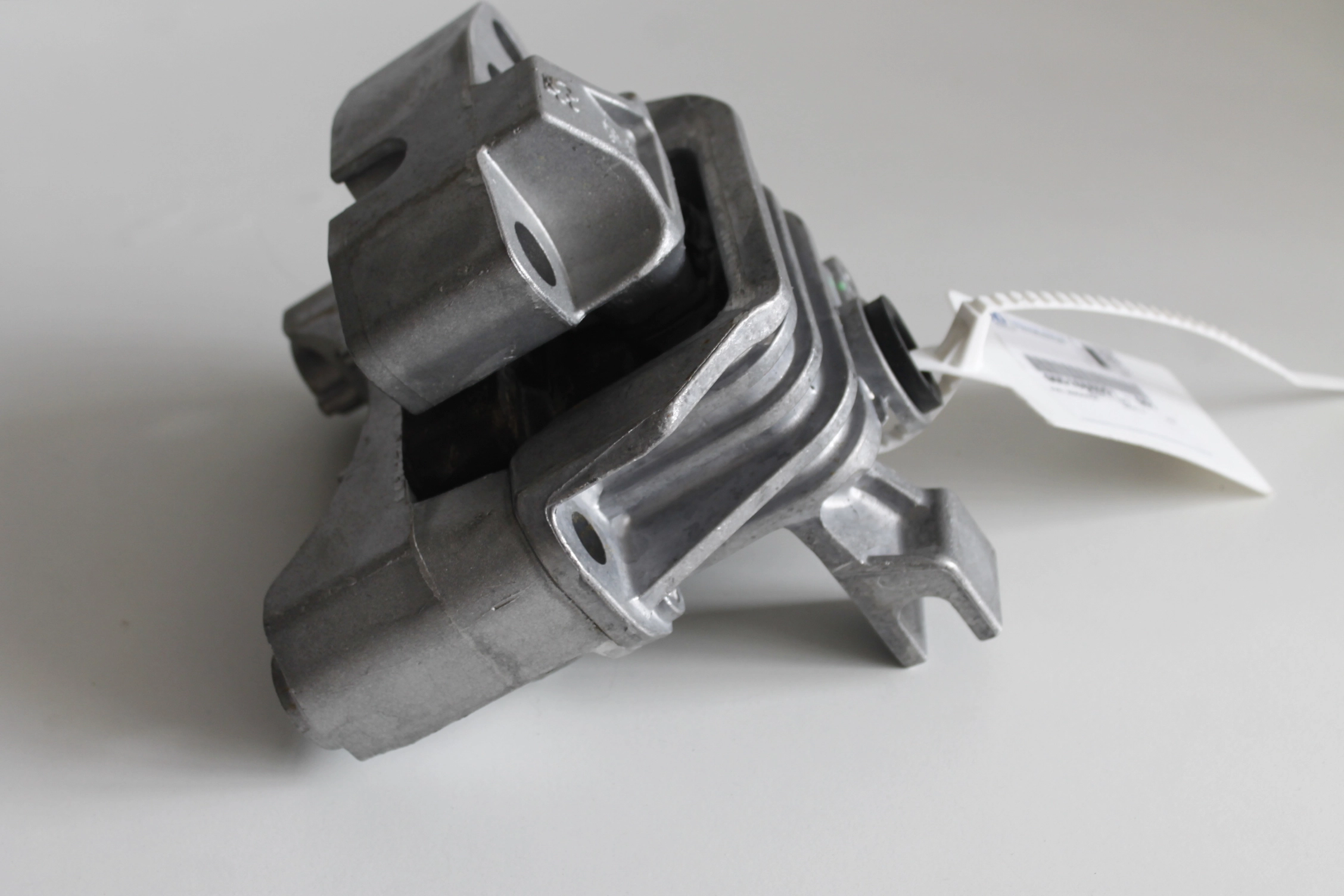 MOTOR TAKOZU GİULİETTA 1.6 DİZEL